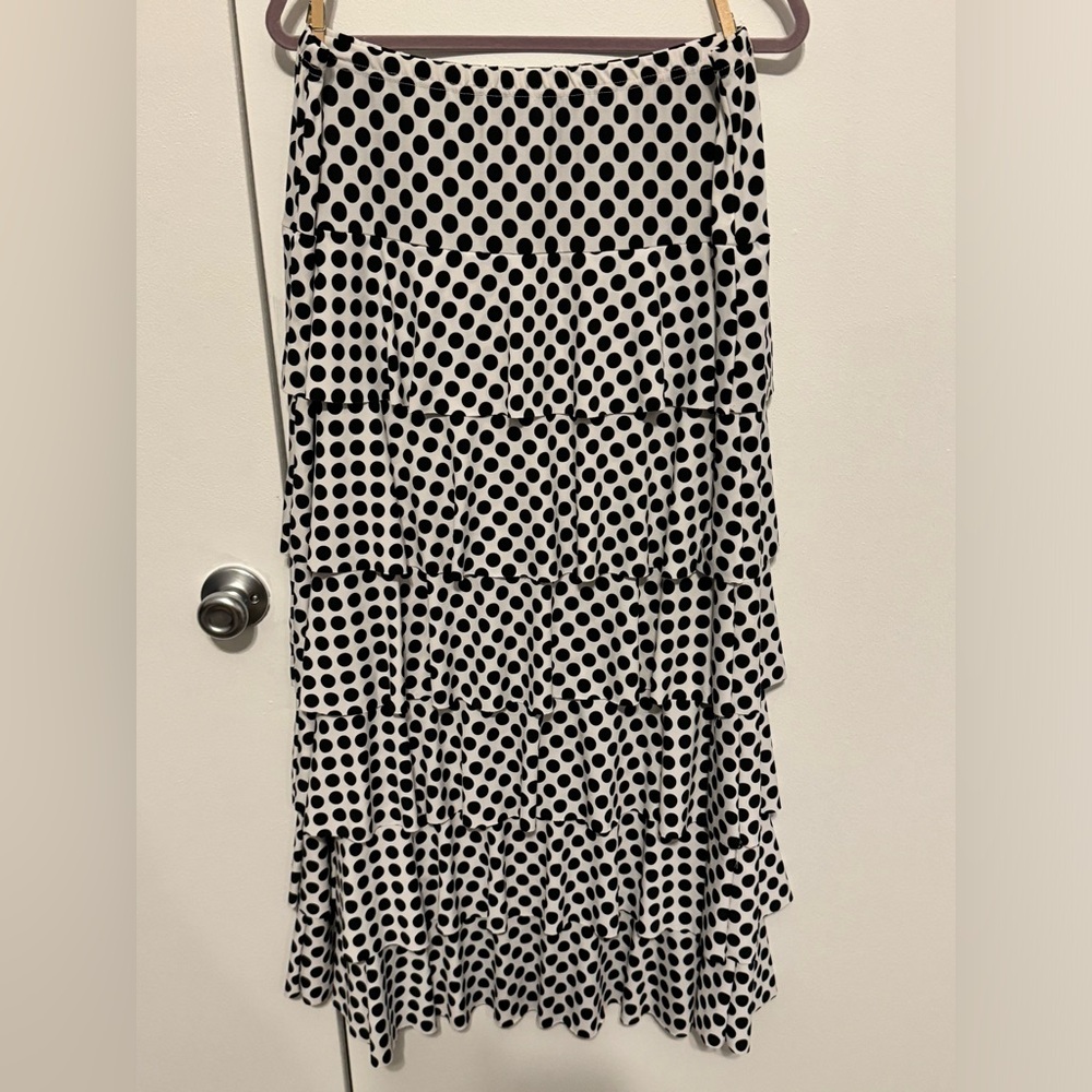 Polka dot tiered skirt 3x